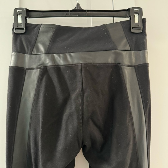 Athleta Luxe Ponte Legging with Faux Leather Trim XSP - Picture 3 of 8